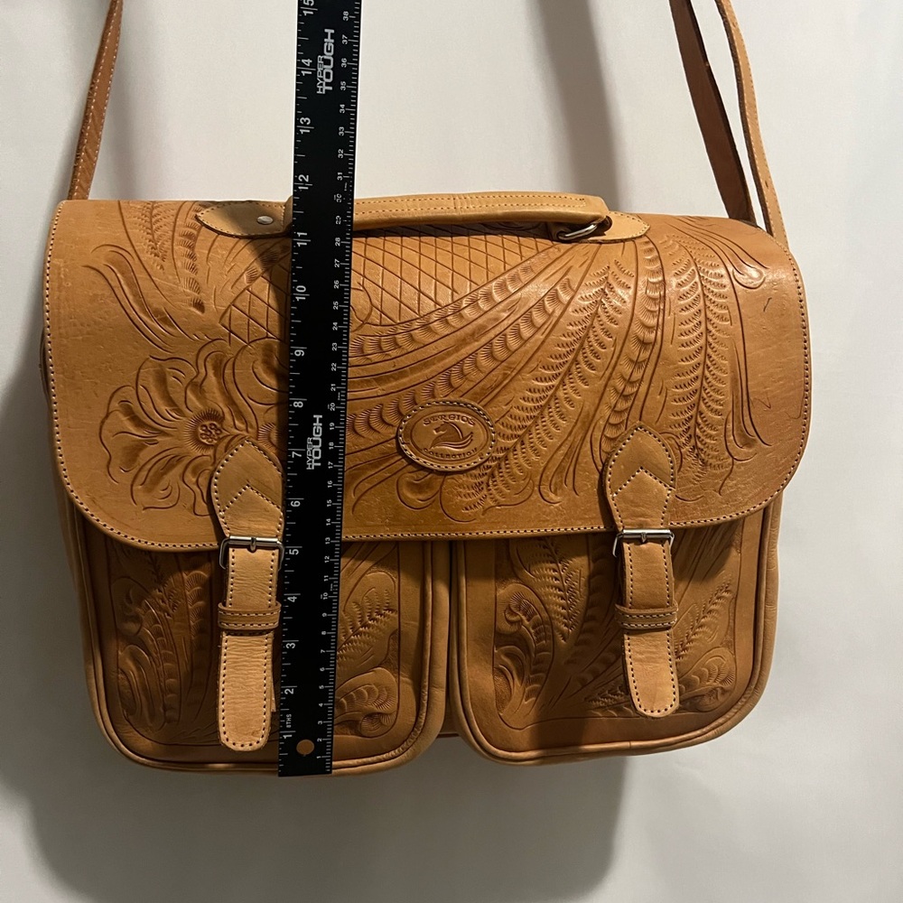 Sergios Collection Embossed Shoulder Bag - Picture 14 of 14